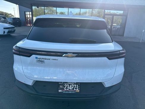 Used 2026 Chevrolet Equinox EV LT w/ Comfort Package AWD/4WD image 8