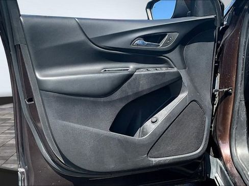 Used 2020 Chevrolet Equinox LT AWD/4WD image 20