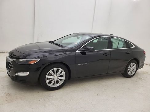 Used 2022 Chevrolet Malibu LT w/ Leather Package image 18