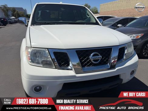 Used 2015 Nissan Frontier SV w/ SV Value Truck Package AWD/4WD image 17