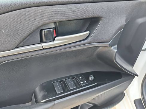 Used 2025 Toyota Camry LE FWD image 13