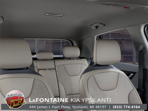 New 2025 Kia Niro EX image 27