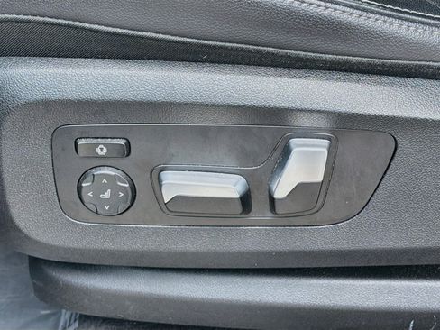 Used 2020 BMW X5 sDrive40i w/ Premium Package RWD image 25