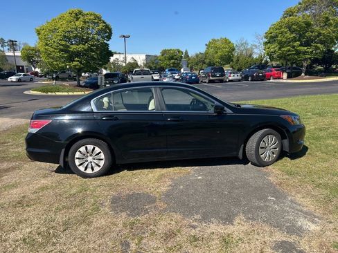 Used 2009 Honda Accord LX image 2