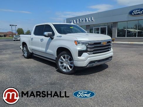 Used 2024 Chevrolet Silverado 1500 High Country image 1