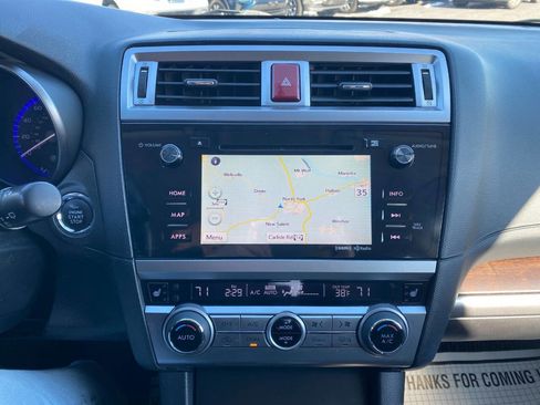 Used 2016 Subaru Outback 3.6R Limited image 15