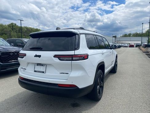Certified 2023 Jeep Grand Cherokee L Limited w/ Black Appearance Package AWD/4WD image 2