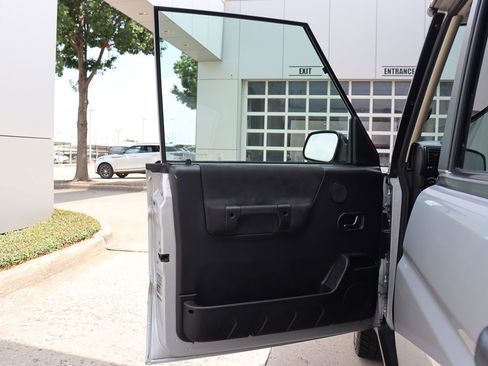 Used 2004 Land Rover Discovery SE image 57