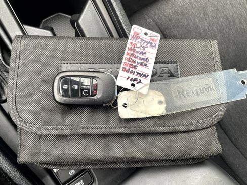 Used 2025 Honda Accord SE image 21