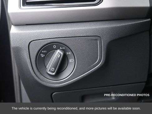 Used 2020 Volkswagen Atlas Cross Sport SEL image 24