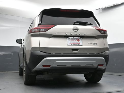 Certified 2023 Nissan Rogue Platinum w/ Platinum Premium Package image 31