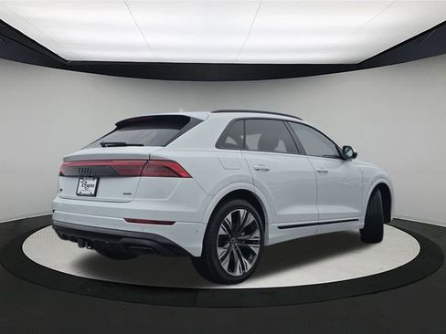 New 2026 Audi Q8 Premium Plus image 7