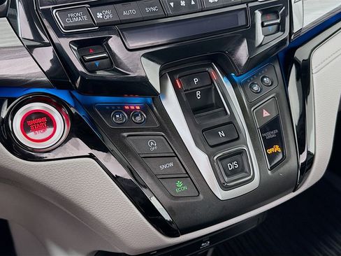 Used 2023 Honda Odyssey Elite image 20