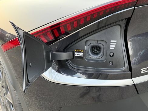New 2026 Kia EV6 Light RWD image 28