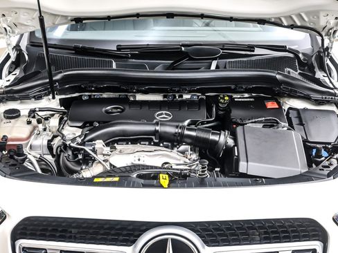 Used 2023 Mercedes-Benz GLA 250 image 12