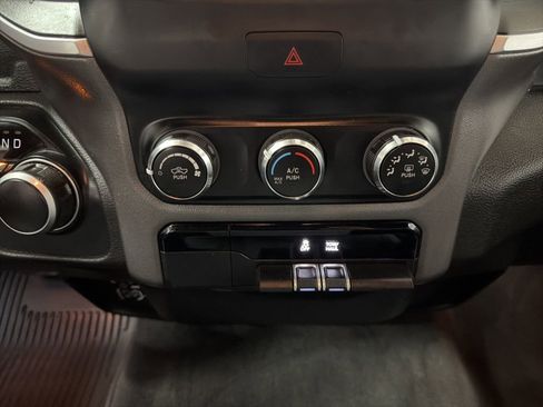 Used 2021 RAM 1500 Big Horn AWD/4WD image 19