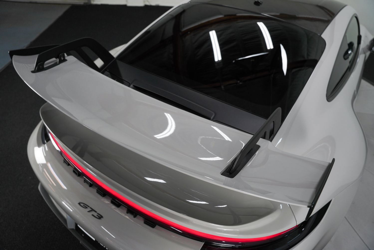 Used 2022 Porsche 911 GT3 RWD image 25