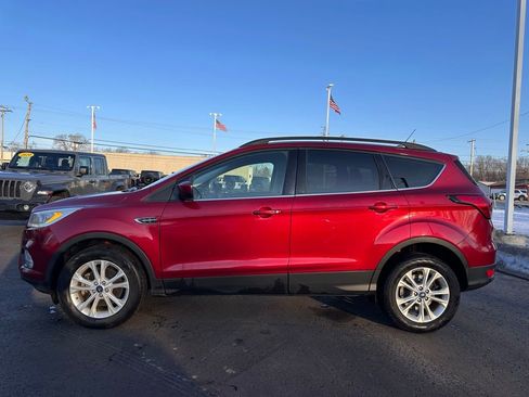 Used 2019 Ford Escape SEL image 8