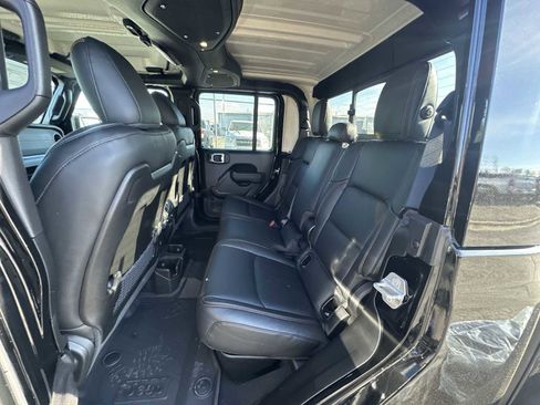 New 2026 Jeep Gladiator Mojave image 22