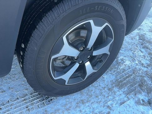 Used 2020 Jeep Renegade Trailhawk w/ Cold Weather Group image 9