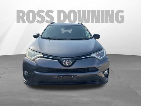 Used 2017 Toyota RAV4 LE FWD image 2