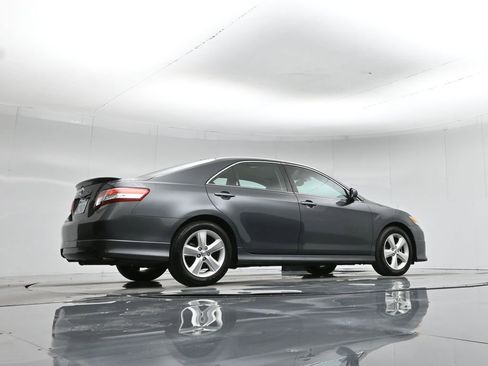 Used 2010 Toyota Camry SE image 47