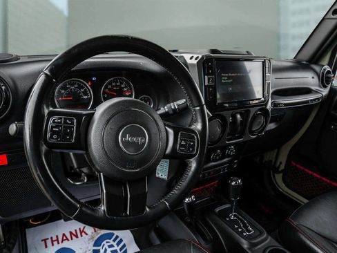 Used 2017 Jeep Wrangler Rubicon image 4