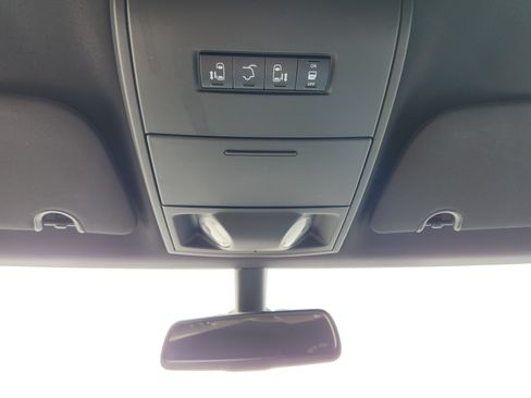 Used 2020 Dodge Grand Caravan SXT FWD image 20
