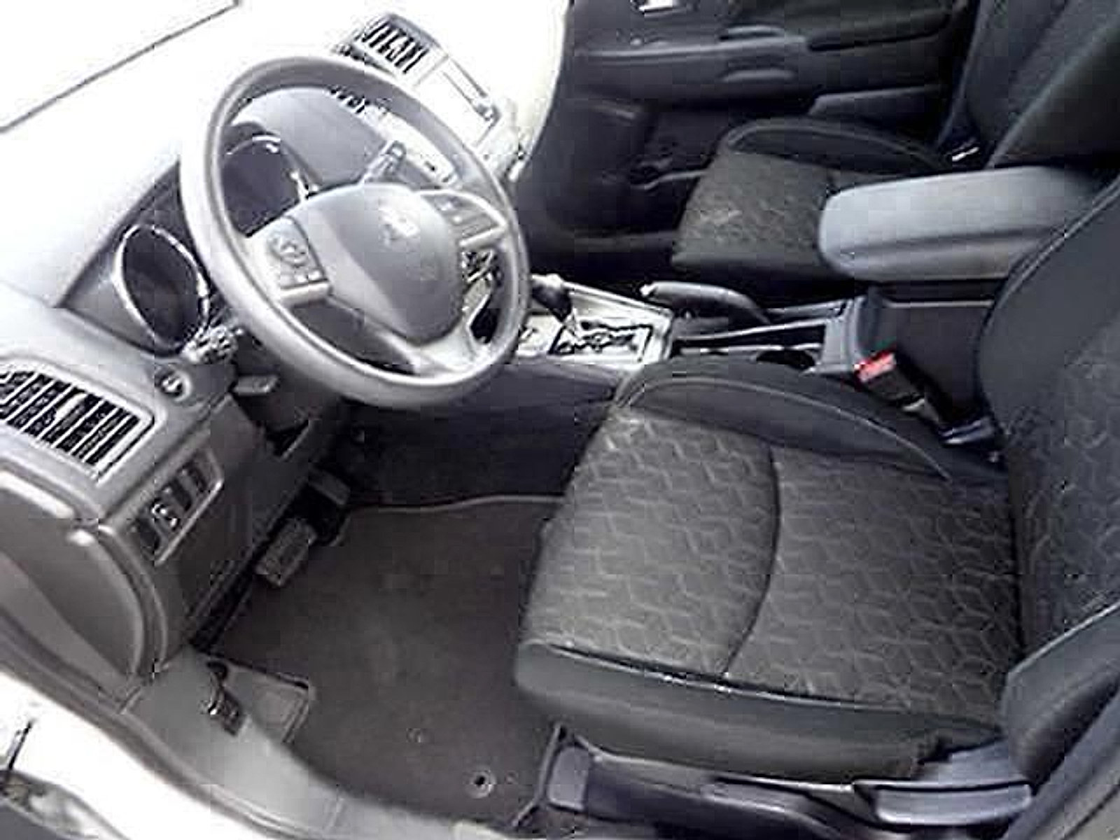 Used 2024 Mitsubishi Outlander Sport ES AWD/4WD image 6