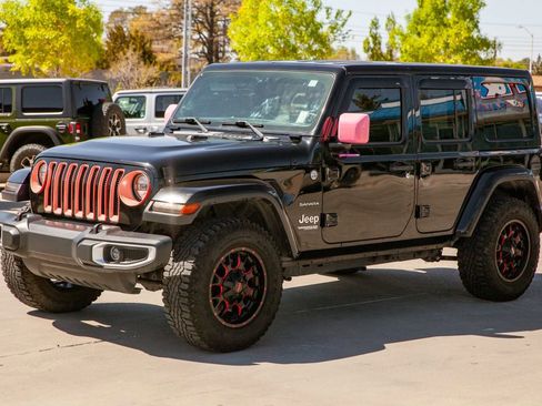 Used 2020 Jeep Wrangler Unlimited Sahara image 9