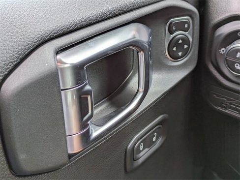 New 2025 Jeep Gladiator Sport image 23