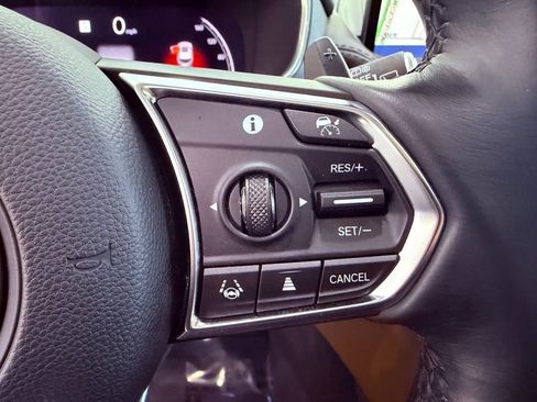 Used 2023 Acura MDX SH-AWD w/ Advance Package image 29