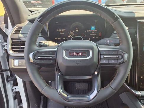 New 2025 GMC Acadia AT4 w/ Super Cruise Package image 10