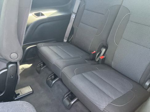 Used 2021 GMC Acadia SLE w/ Driver Convenience Package FWD image 37