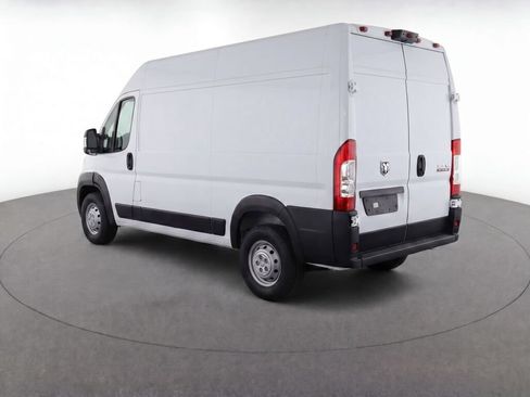 Used 2024 RAM ProMaster 2500 w/ Convenience Group FWD image 30