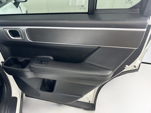 Used 2025 Hyundai Santa Fe SEL AWD/4WD image 30