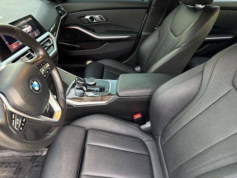 Used 2021 BMW 330i xDrive Sedan w/ Premium Package image 28
