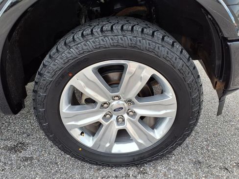 Used 2020 Ford F150 Platinum w/ Technology Package AWD/4WD image 9