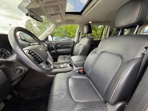 Used 2022 INFINITI QX80 Luxe w/ Cargo Package AWD/4WD image 10