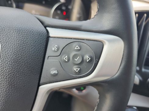 Certified 2024 GMC Terrain SLT FWD image 25
