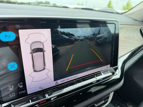 New 2026 Volkswagen Atlas SE AWD/4WD image 23