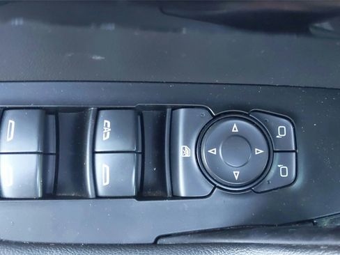 Used 2019 Chevrolet Blazer RS w/ LPO, Floor Liner Package image 16