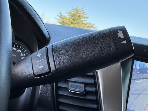 Used 2019 Chevrolet Tahoe LT image 33