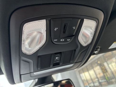 Used 2019 RAM 1500 Big Horn image 12