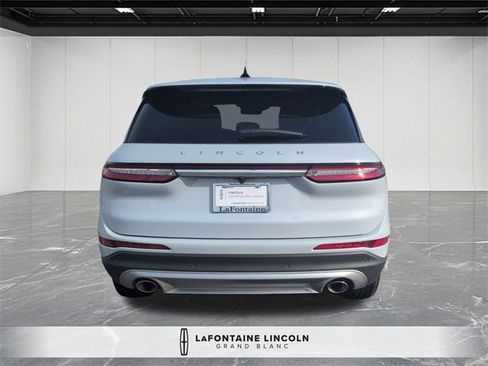 Certified 2025 Lincoln Corsair AWD w/ Equipment Group 101A image 4