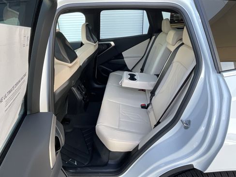 New 2025 BMW X3 xDrive30i w/ Convenience Package image 26