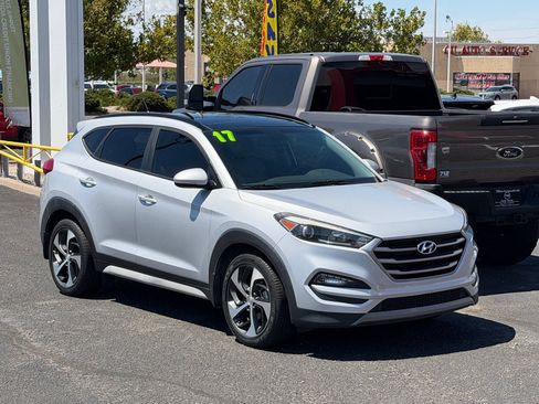 Used 2017 Hyundai Tucson Value FWD image 4