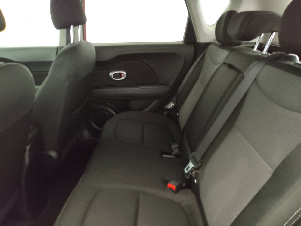 Used 2019 Kia Soul + FWD image 18