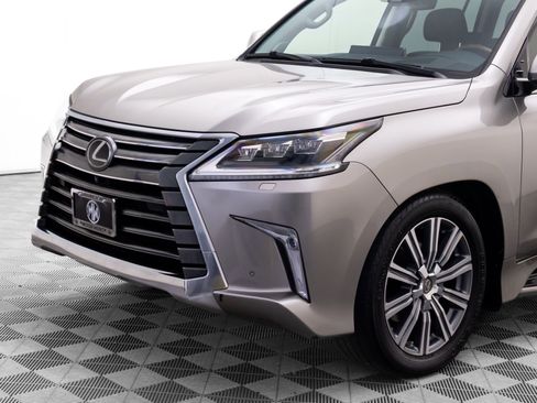 Used 2016 Lexus LX 570 4WD image 37