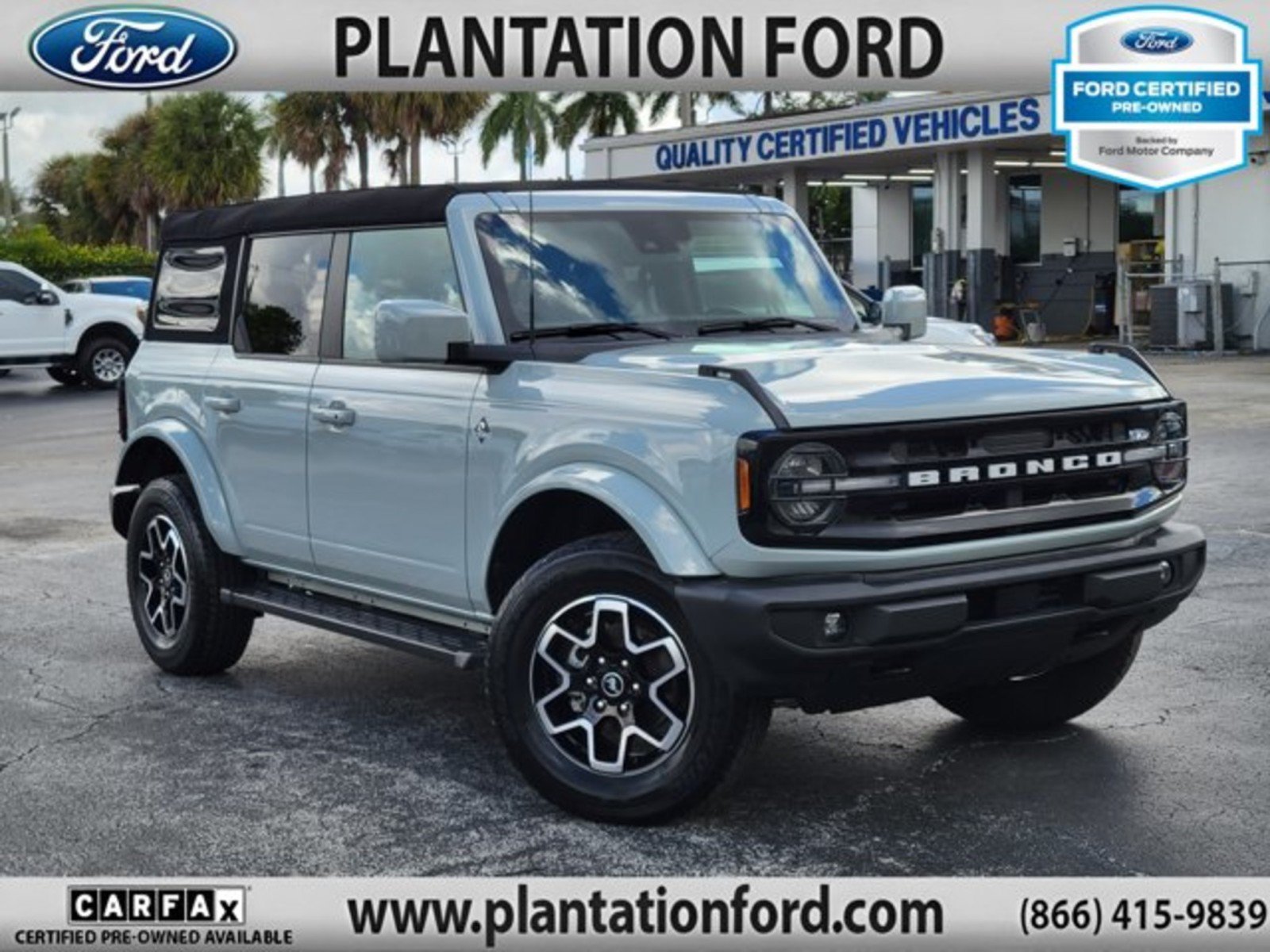 Used 2023 Ford Bronco Outer Banks AWD/4WD image 1